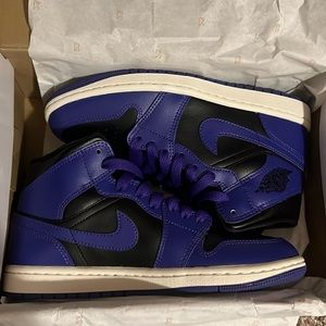 Women’s air Jordan 1 Mid